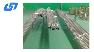 ASTM B861 titano vamzdis